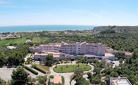 Centro Di Soggiorno Il Belvedere  3*